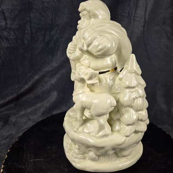 Santa And Reindeer Music Box Cream Gold Accents Works Plays "White Christmas" - Picture 4 of 16